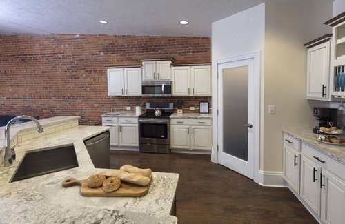 Wooster Apartment | Stunning 2-bedroom, 2-bath loft with elevator!