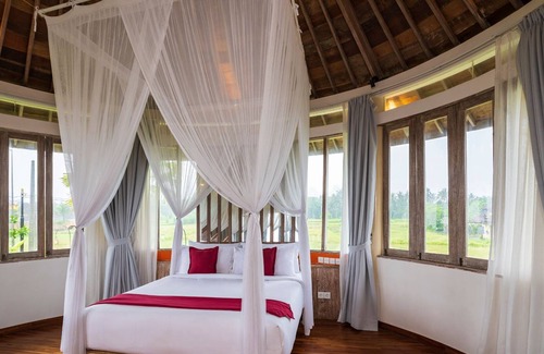 Singakerta Villa | Stunning 3 BR Villa inside the amazing rice field with private pool