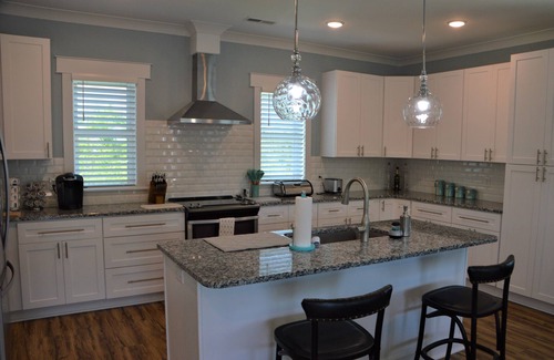 Carolina Beach House | Stunning! 4BR/3Ba (sleeps 10) with SwimSpa, Elevator and Pets Welcome
