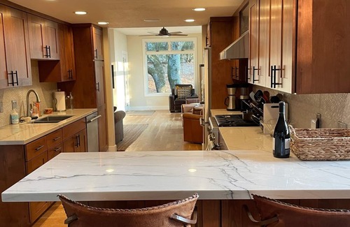 Penngrove House | Stunning A-frame on private vineyard with world class sunsets. Great for groups!