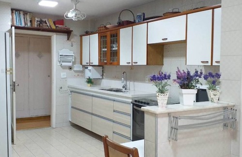 Copacabana Apartment | Stunning and spacious 3 bdr apt view full sea front of Copacabana beach