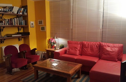 Llanes Apartment | Stunning apartment above the marina in the center of Llanes.