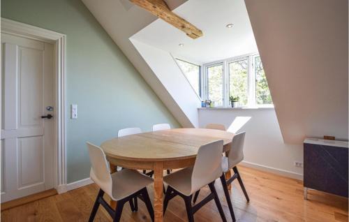 Skanderborg Apartment | Stunning Apartment In Skanderborg