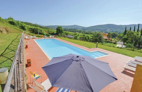 Bucine Apartment | Stunning apartment in Bucine AR