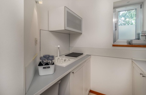 Palit Apartment | Stunning apartment in Rab with kitchen