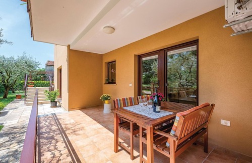 Babici Apartment | Stunning apartment in Umag with WiFi