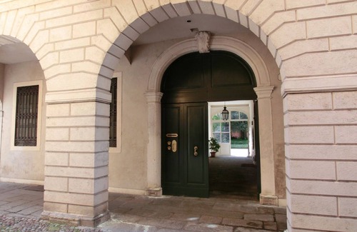 Historic Centre Apartment | Stunning Attic Apartment In The Centre Of Padua.