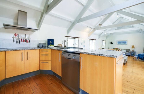 St Teath House | Stunning barn in an idyllic hamlet, sleeps 6 + dogs