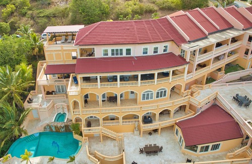 Frigate Bay House | Stunning Caribbean Home with Ocean View