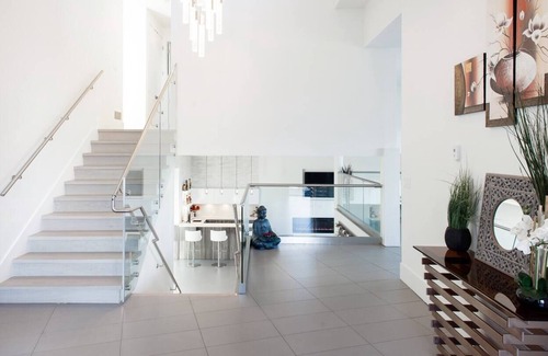 Burnaby House | Stunning Contemporary Home with Beautiful Ocean and Mountain Views!