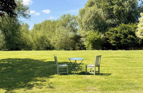 Northway House | Stunning cotswold, period country house, hot tub, great for extended family