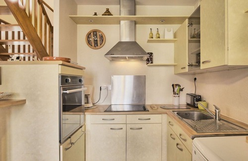 Saint-Gildas-de-Rhuys House | Stunning villa for 4 people with WIFI, TV, terrace, pets allowed and parking
