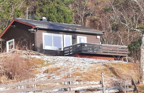 Torjulvagen House | Stunning home in øydegard