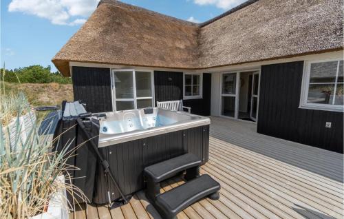 Blavand House | Stunning Home In Blåvand With Sauna