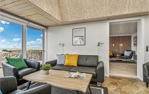 Sjaelborg House | Stunning Home In Esbjerg V With Wifi