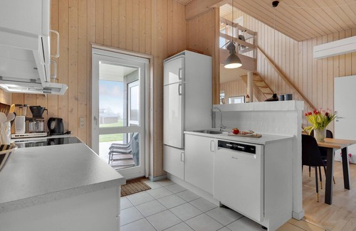 Faaborg House | Stunning home in Faaborg with kitchen