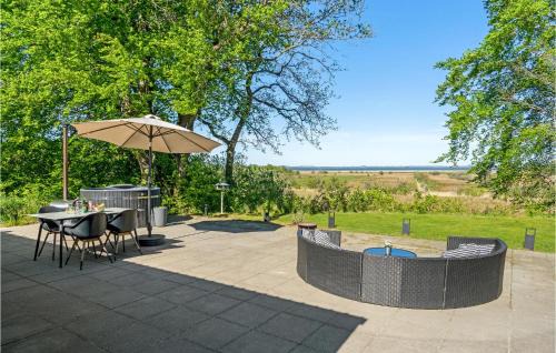 Havndal House | Stunning Home In Hadsund With Wifi