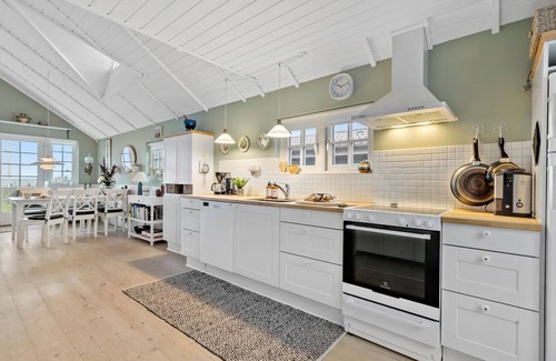 Juelsminde House | Stunning home in Juelsminde with WiFi