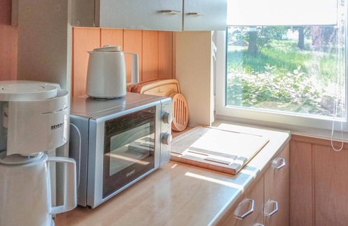 Kummerow House | Stunning home in Kummerow with kitchen