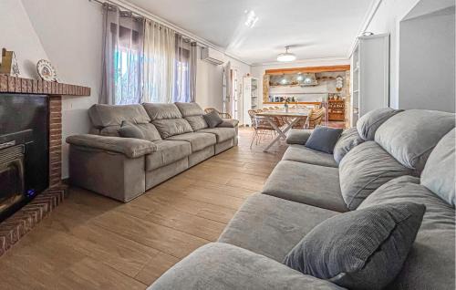 Mula House | Stunning Home In Mula