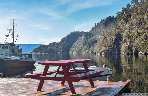 Os House | Stunning home in Os with kitchen