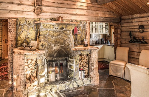 Trysil House | Stunning home in østby with kitchen