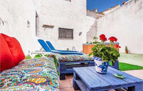 Padul House | Stunning Home In Padul With Kitchen