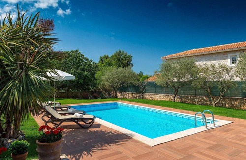 Rakovci House | Stunning home in Porec