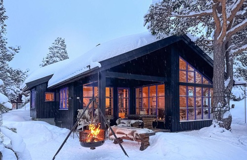 Atra House | Stunning home in Rjukan with WiFi