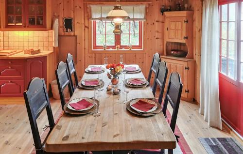 Atra House | Stunning Home In Rjukan With Sauna