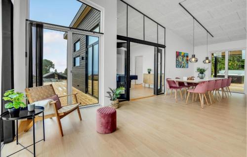 Sjølund House | Stunning Home In Sjølund With Sauna