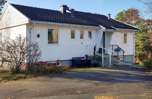 Sogne House | Stunning home in Søgne with WiFi