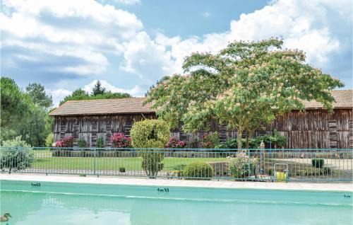 Saint-Pierre-d'Eyraud House | Stunning Home In St Pierre D'eyraud