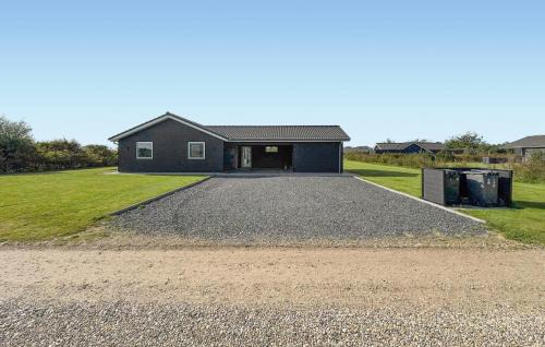 Skaven Strand House | Stunning Home In Tarm With Lake View