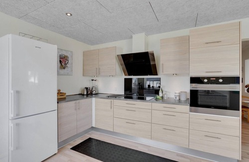 Thyboron House | Stunning home in Thyborøn with WiFi