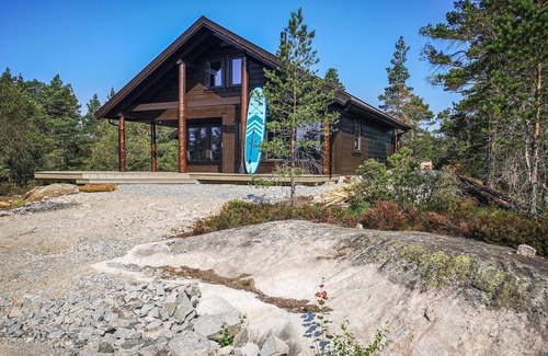 Birkenes House | Stunning home in Vatnestrøm with sauna