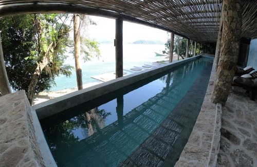 Centro House | Stunning Island House in Angra - ANG021