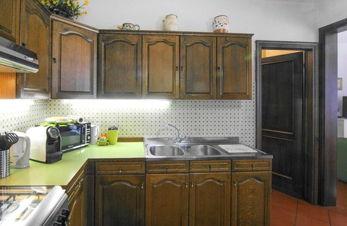 Cascine-La Croce House | Stunning home in Castelvecchio di Comp.