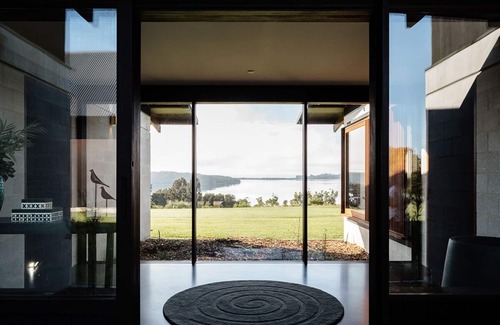 Bingie House | Stunning luxury home with unrivalled privacy and beauty