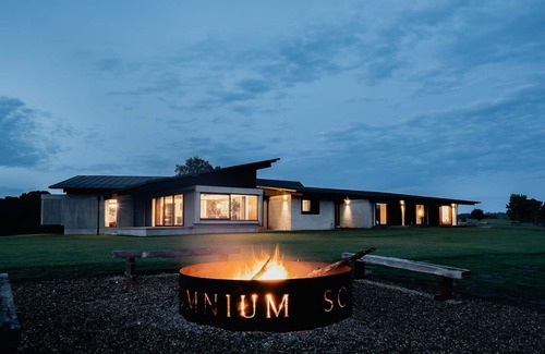 Bingie House | Stunning luxury home with unrivalled privacy and beauty