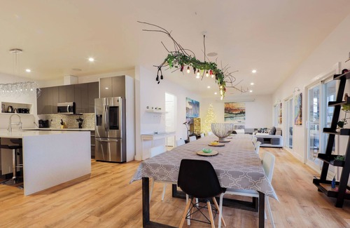 York - Haig House | Stunning Mansion in Niagara