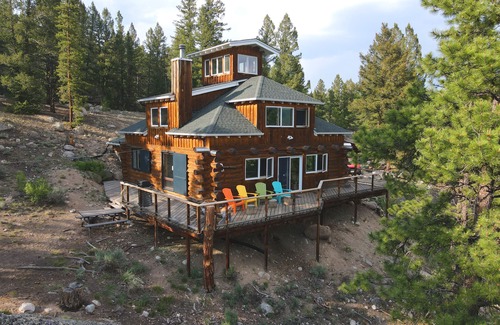 Twin Lakes Cabin | Stunning Mountain Home for the Families & Outdoor Enthusiasts