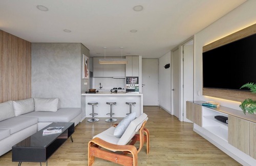 El Tesoro Apartment | - ¡ Stunning Mountain Views in El Poblado ! -