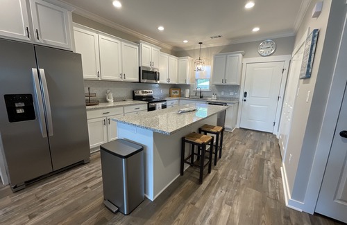 Lake Hamilton Condo | Stunning New Lake Hamilton Condo Lake front on 7 South 🐟 🛶🎣