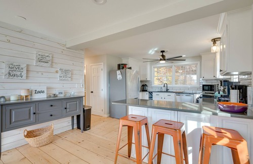 Bridgewater House | Stunning Newfound Lake Hideaway: Fireplace & Grill