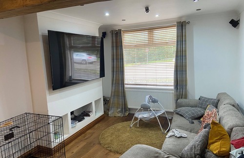 Waunlwyd House | Stunning Newly renovated 3 story property