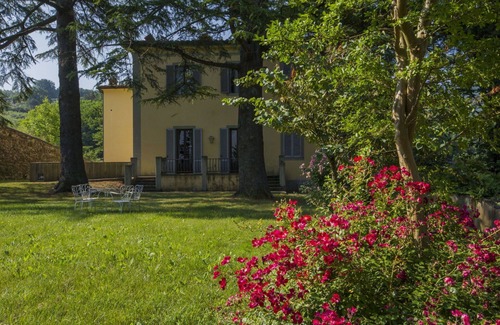 Serravalle Pistoiese Villa | Stunning private villa for 16 guests with WIFI, private pool and TV