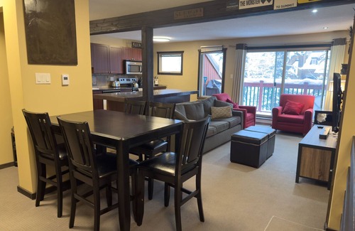 East Kootenay Condo | Stunning Panorama Mountain Retreat