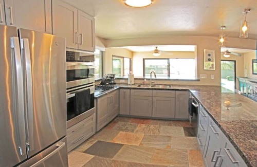 Tucson House | Stunning Pool/3BR 2BA/Sleeps 8/Big Views
