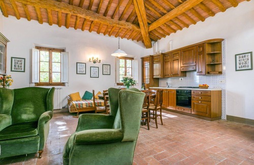 San Miniato House | Stunning private villa for 13 guests with WIFI, private pool, TV, patio and pets allowed